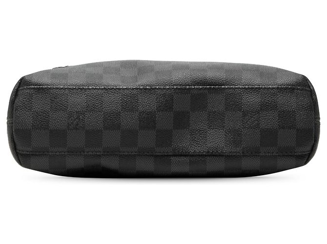 Borsa a tracolla Louis Vuitton Damier Graphite Mick PM nera Nero - vista 3