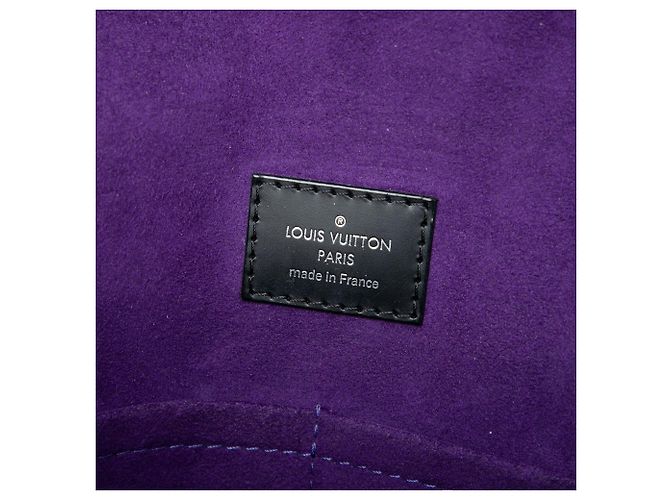 Bolsa Louis Vuitton Epi LV Stories Cluny BB Preta Preto - vista 5