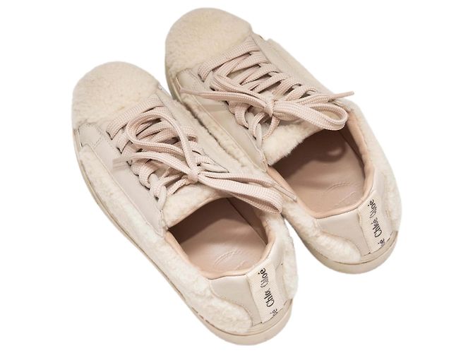 Chloé Low-Top-Sneaker aus Leder und Shearling in Creme Chloe Größe 36 Beige - Ansicht 3