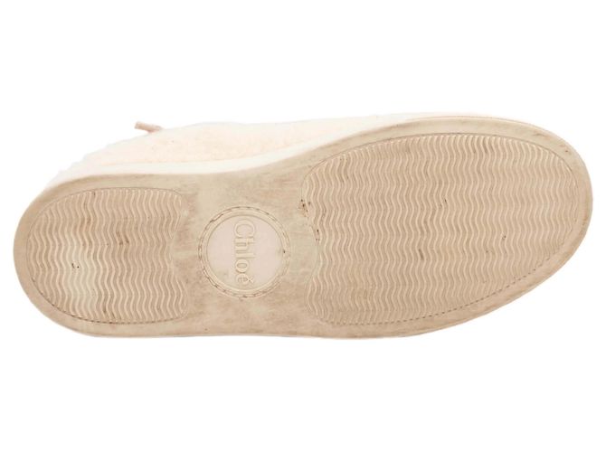 Chloé Low-Top-Sneaker aus Leder und Shearling in Creme Chloe Größe 36 Beige - Ansicht 5