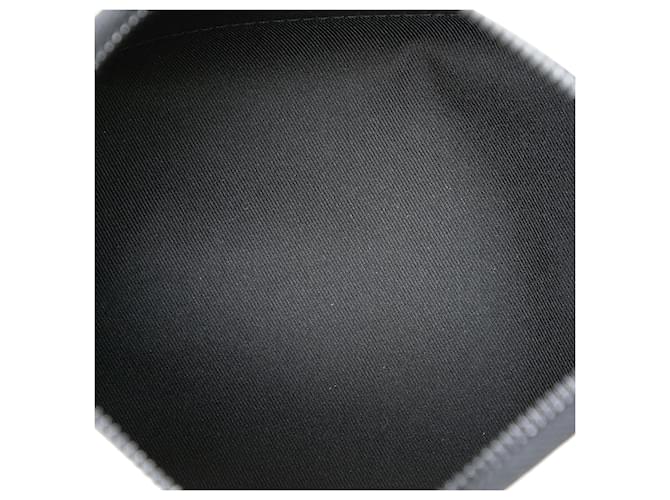 Borsa a tracolla e sacca Louis Vuitton Monogram Empreinte Triangle bianca Bianco - vista 4