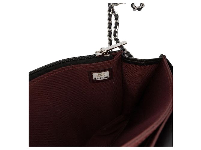 Wallet On Chain Mini borsa a tracolla Chanel Mini CC in agnello nero con catena - vista 6