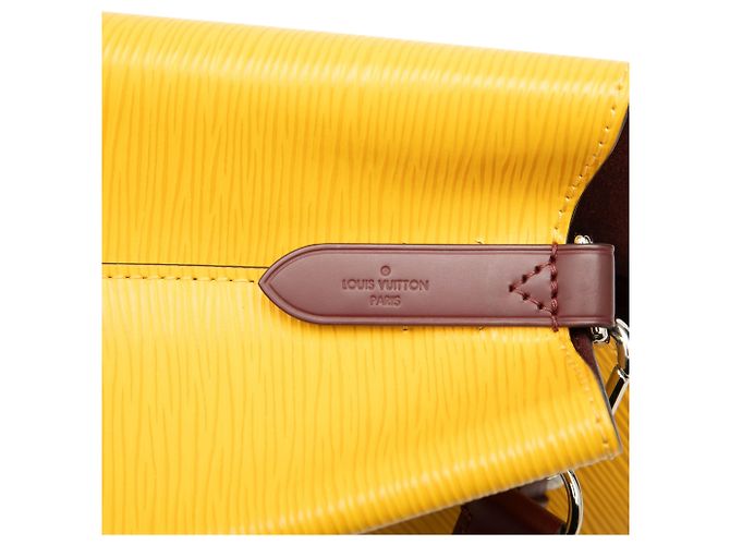 Borsa a secchiello Epi NeoNoe BB Louis Vuitton gialla Giallo - vista 6