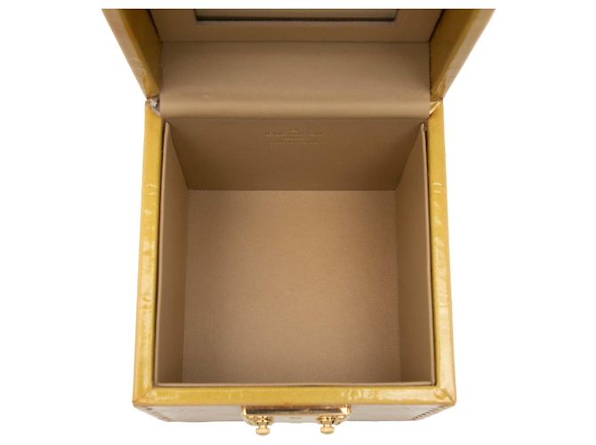 Borsa Vanity Louis Vuitton Monogram Vernis Bleecker Beige - vista 5