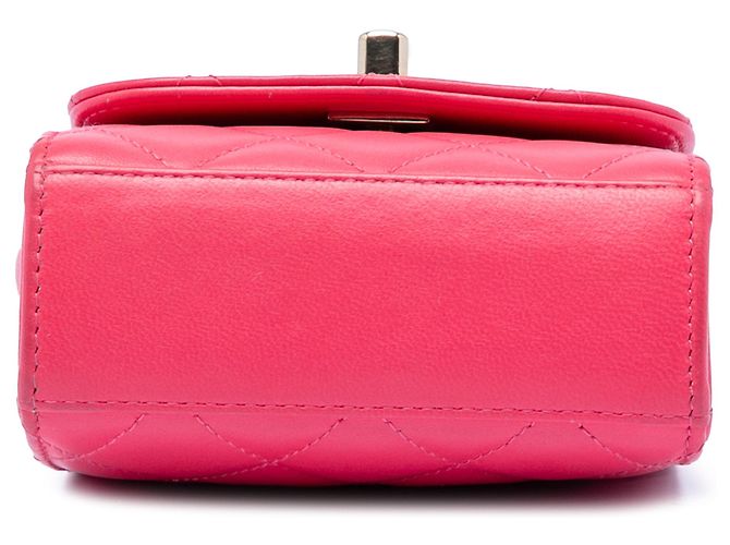 Clutch Chanel Mini in agnello trapuntato rosa con tracolla a catena Trendy CC - vista 3