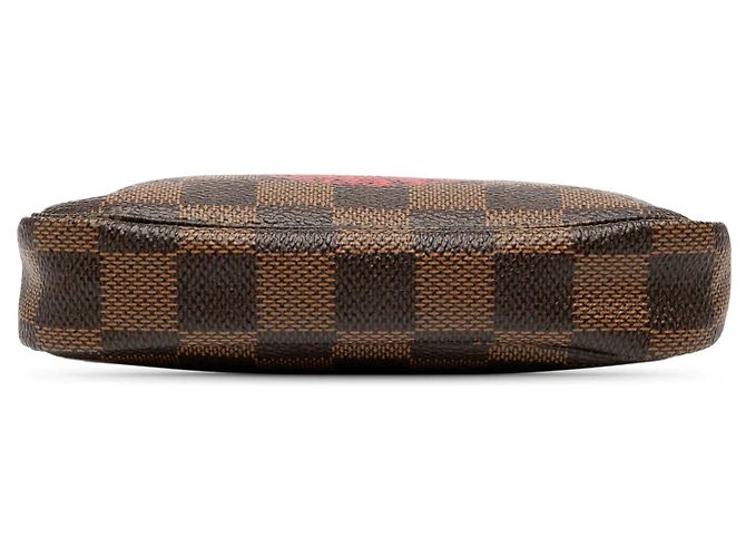 Marrone Louis Vuitton Damier Ebene Trunks and Bags Mini Pochette Accessoires - vista 3