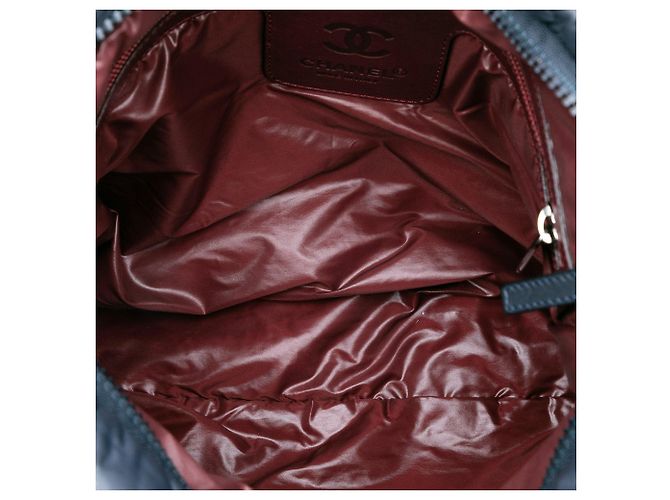 Borsa Hobo Coco Cocoon in nylon trapuntato Chanel blu navy - vista 4