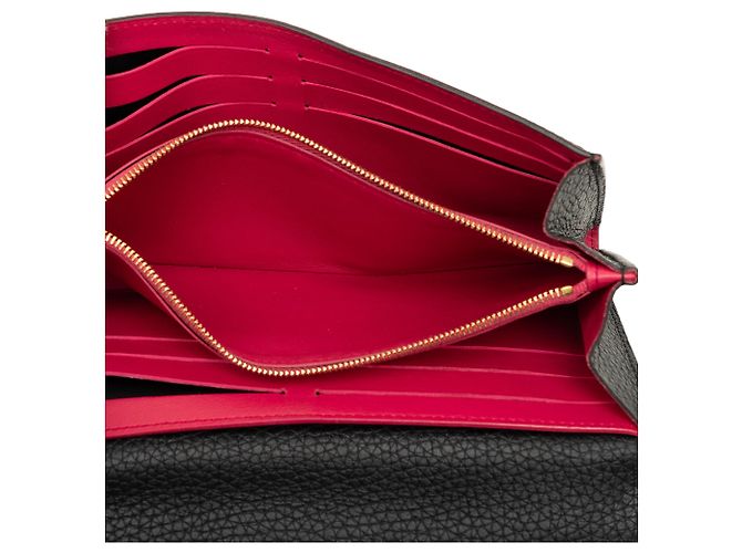 Cartera larga Louis Vuitton Taurillon Capucines negra Negro - vista 4