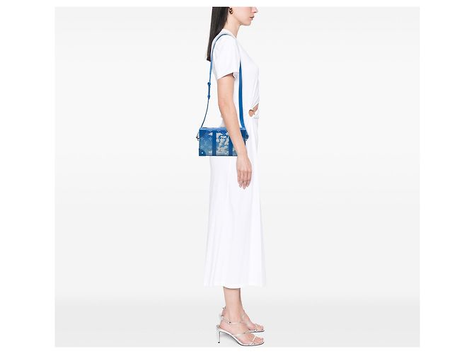 Borsa a tracolla portafoglio Louis Vuitton Monogram Clouds Soft Trunk blu - vista 6