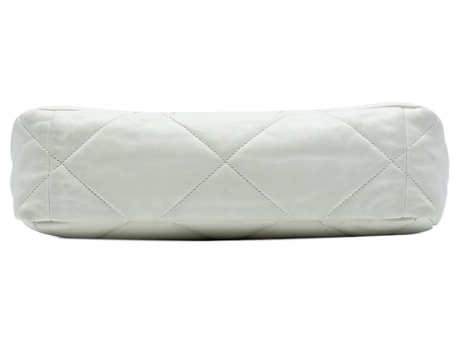 Borsa Chanel Large 19 in agnello bianco - vista 3