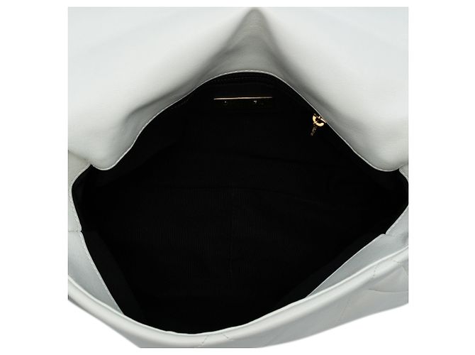 Borsa Chanel Large 19 in agnello bianco - vista 4