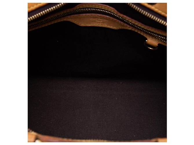 Borsa Louis Vuitton Monogram Vernis Brea MM viola Porpora - vista 4