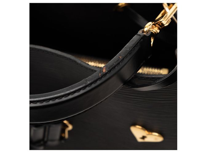 Borsa a secchiello Neonoe Epi Love Lock nera Louis Vuitton Nero - vista 8
