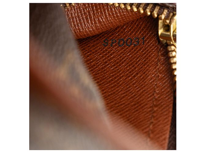 Bolso Louis Vuitton Monogram Papillon 26 marrón Castaño - vista 6