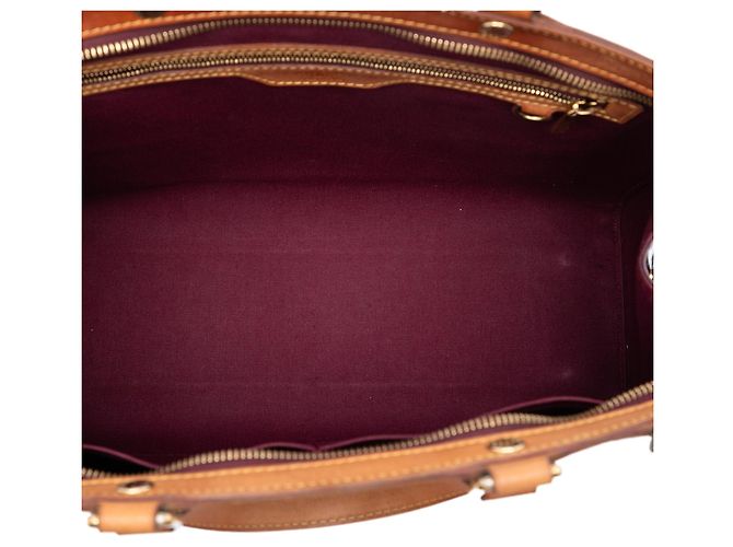 Borsa Louis Vuitton Monogram Vernis Brea GM rossa Rosso - vista 4