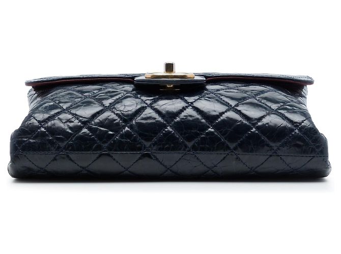 Borsa a tracolla Chanel CC trapuntata in pelle di vitello craquelé blu - vista 3