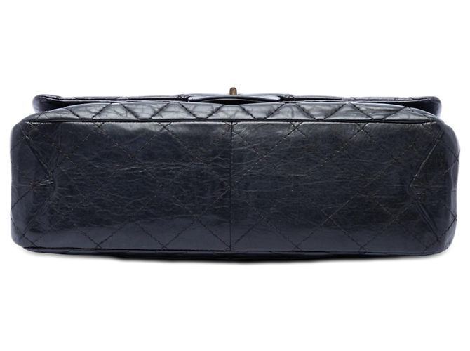 Borsa a tracolla Chanel Reissue 2.55 Double Flap 227 in pelle di vitello invecchiata trapuntata nera Nero - vista 3