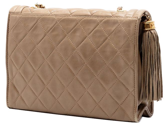 Chanel Quilted Lambskin Tassel Flap Crossbody Bag in Beige - Ansicht 2