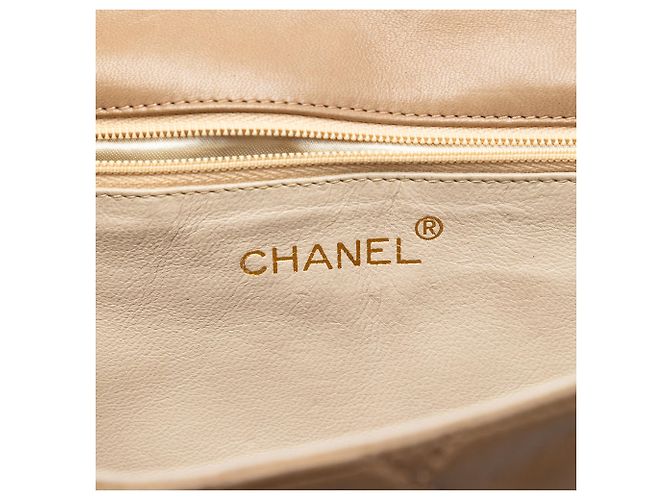 Chanel Quilted Lambskin Tassel Flap Crossbody Bag in Beige - Ansicht 5