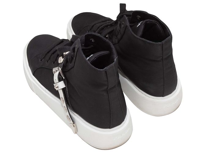 Zapatillas de caña alta de nylon Prada blanco y negro con tira de tachuelas Talla 36.5 - vista 3