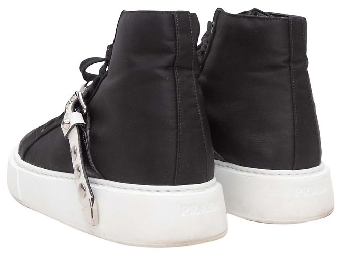 Zapatillas de caña alta de nylon Prada blanco y negro con tira de tachuelas Talla 36.5 - vista 4
