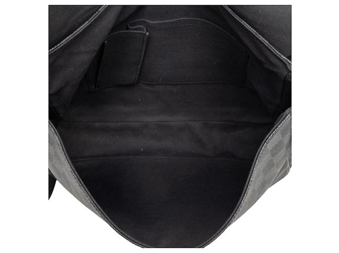 Borsa a tracolla Louis Vuitton Damier Graphite Daniel MM nera Nero - vista 4