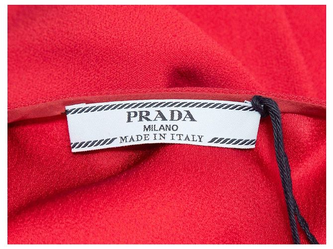 Ärmelloses rotes Prada Kleid mit Strassbesatz Größe IT 42 - Ansicht 5