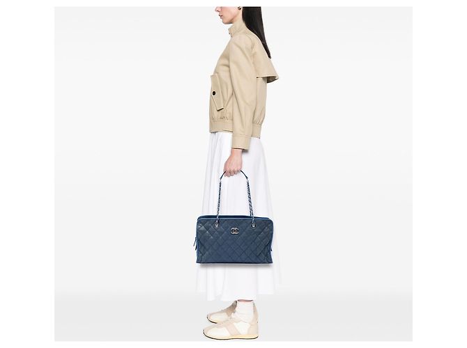 Tote Chanel Quilted Caviar French Riviera Blu - vista 6