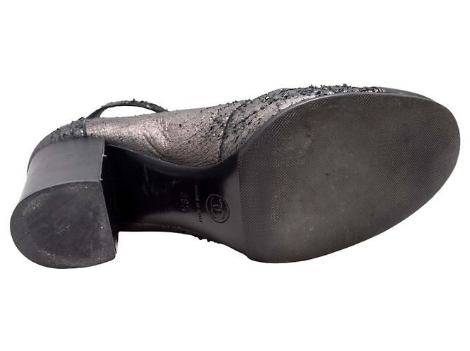 Botines Chanel Cap-Toe Distressed Cutout Gunmetal & Black Talla 38.5 Gris - vista 5