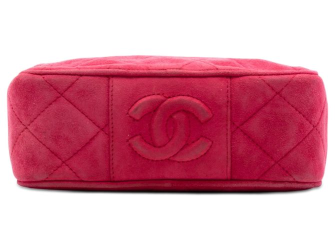 Camera Borsa a tracolla Chanel CC in scamosciato trapuntato rosso - vista 3