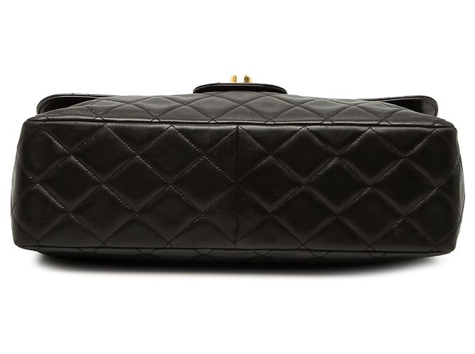 Borsa a tracolla Chanel Jumbo XL Classic in agnello nero - vista 3
