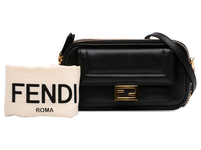 Borsa a tracolla Fendi Easy 2 Baguette in pelle nera Nero - vista 8