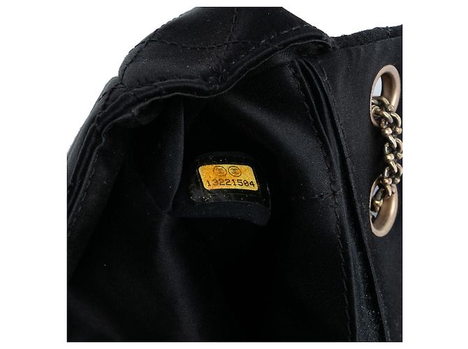 Borsa a tracolla Chanel Quilted Satin Precious Jewel East West Nera Nero - vista 6
