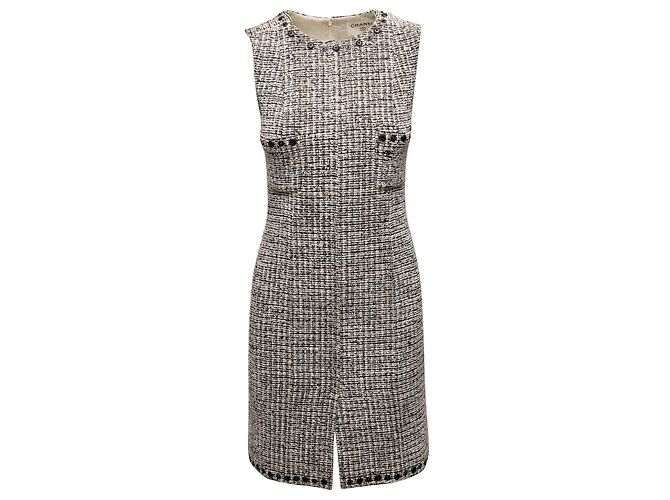Ärmelloses Chanel Bouclé-Strickkleid in Schwarz & Weiß Größe FR 36 - Ansicht 2