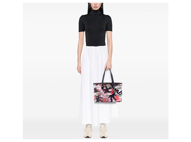 Dior Anselm Reyle Medium Canvas Camouflage Tote in Grau - Ansicht 6