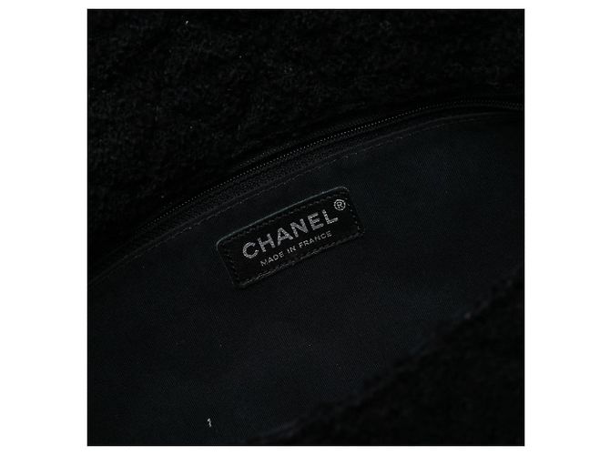Borsa a tracolla Chanel Jumbo Reissue 2.55 Quilted Tweed Easy Messenger Flap Black Nero - vista 5