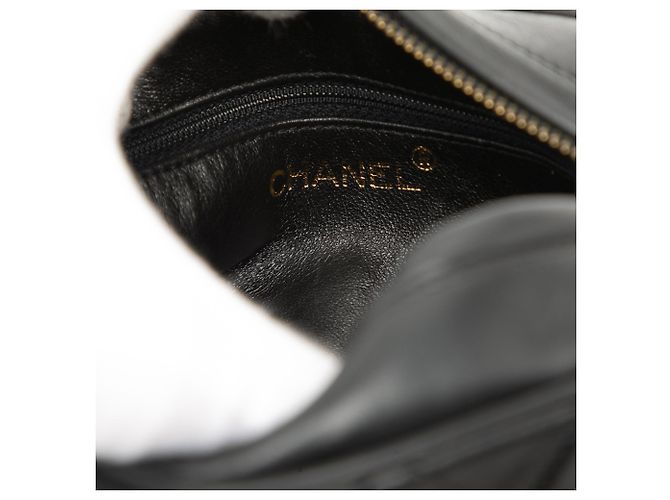 Chanel Mini CC gesteppte Lammfell Camera Bag in Schwarz mit Quaste - Ansicht 5