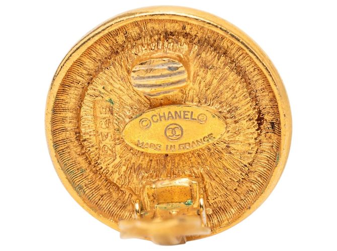 Orecchini a clip rotondi Chanel CC placcati oro D'oro - vista 3
