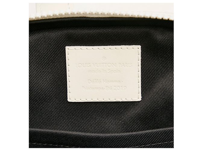 White Louis Vuitton Monogram Taurillon Utility Side Bianco - vista 6