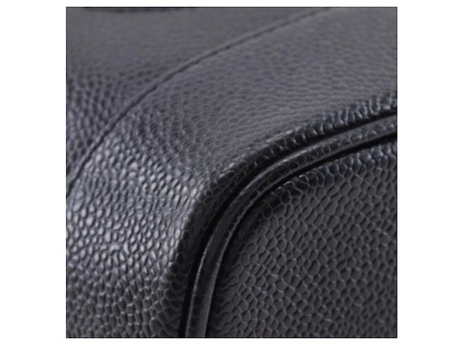 Vanity Beauty case Chanel CC Caviar nero - vista 15