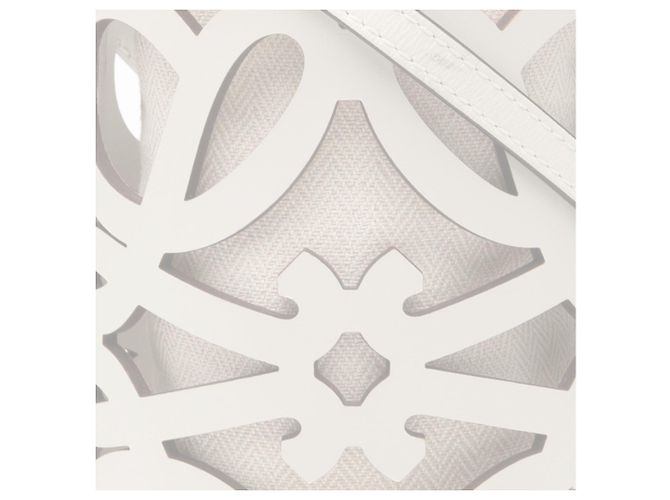 Borsa a tracolla LOEWE Anagram in pelle bianca con tasca sagomata Bianco - vista 6