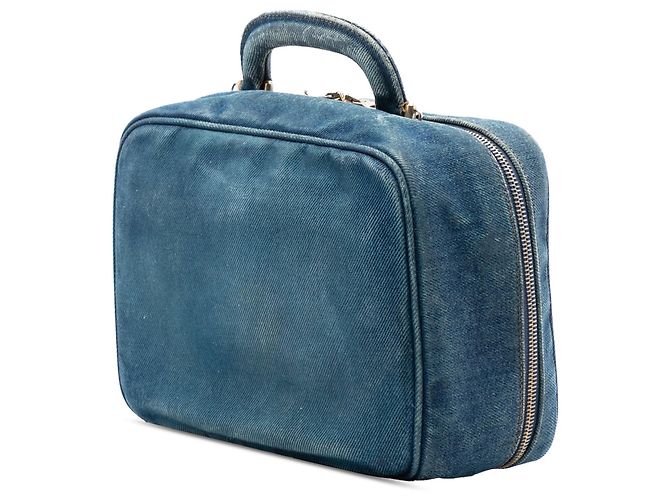 Vanity Beauty case in denim Chanel CC blu - vista 2