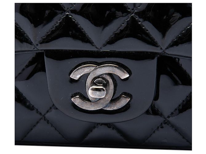 Borsa a tracolla Chanel Mini Rectangular Classic in vernice nera con patta singola Nero - vista 5