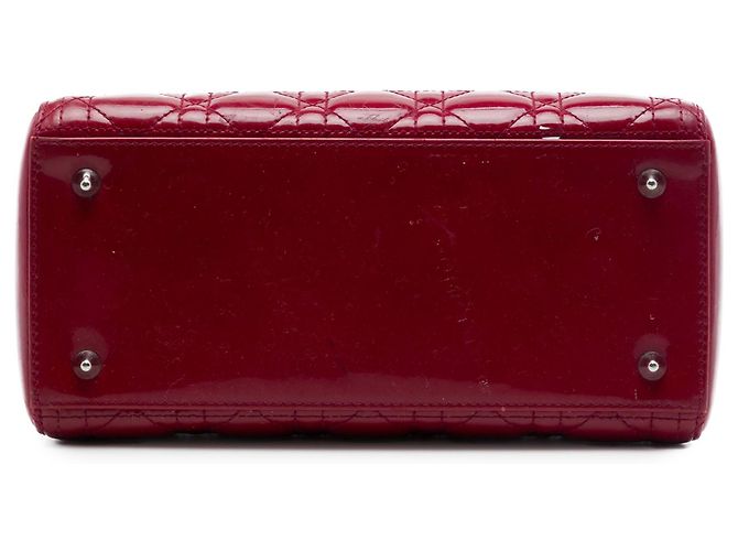 Borsa Lady Dior Medium in vernice cannage rosso - vista 3