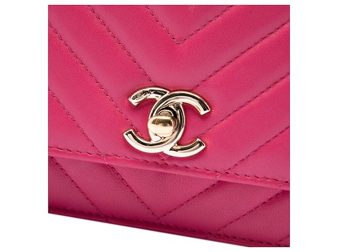 Borsa a tracolla Chanel Chevron Lambskin Trendy CC Wallet on Chain rosa - vista 5