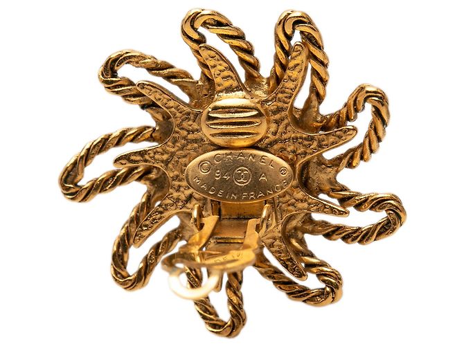 Orecchini a clip Chanel CC placcati oro sole D'oro - vista 3