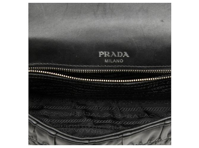 Borsa a tracolla Black Prada Nappa Gaufre Chain Flap Nero - vista 4