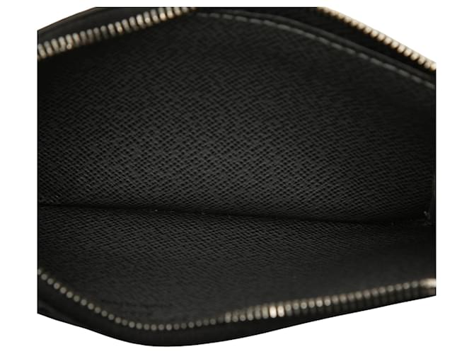 Louis Vuitton Monogram Eclipse Reverse Taigarama Kartenetui Schwarz - Ansicht 4