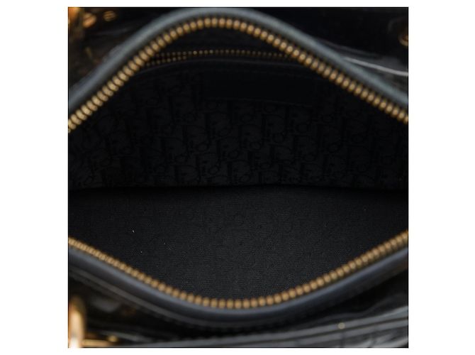Sac à main Lady Dior Medium en cuir verni Cannage noir - vue 4