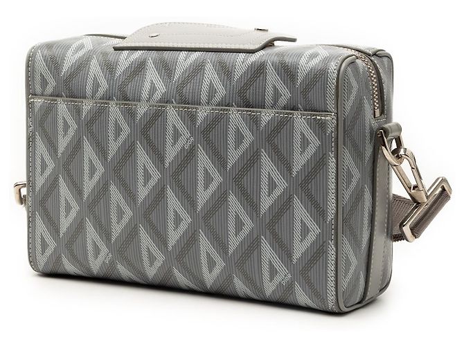 Dior Lingot 22 Tasche aus grau beschichtetem CD Diamond Canvas - Ansicht 2